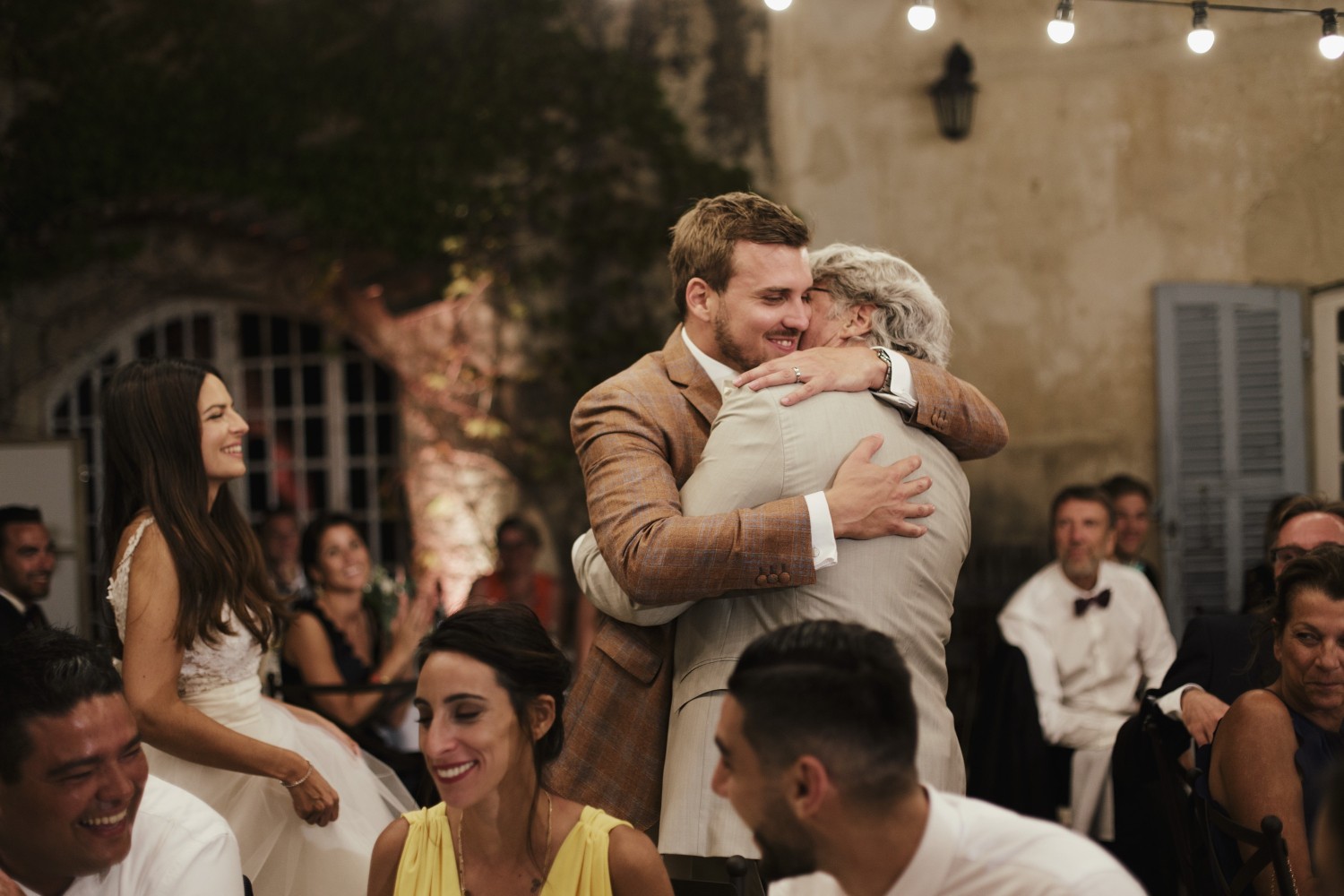 Airsnap | Photo et vidéo de mariage — Florie & Hadrien, Château de Robernier, Provence