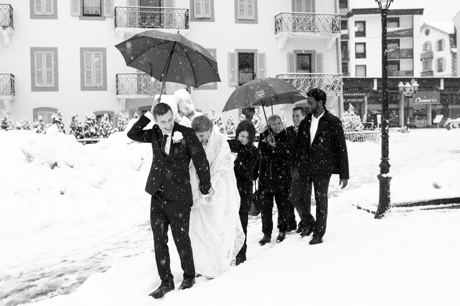 Airsnap | Photo et vidéo de mariage — Katrina & Zac, Chamonix