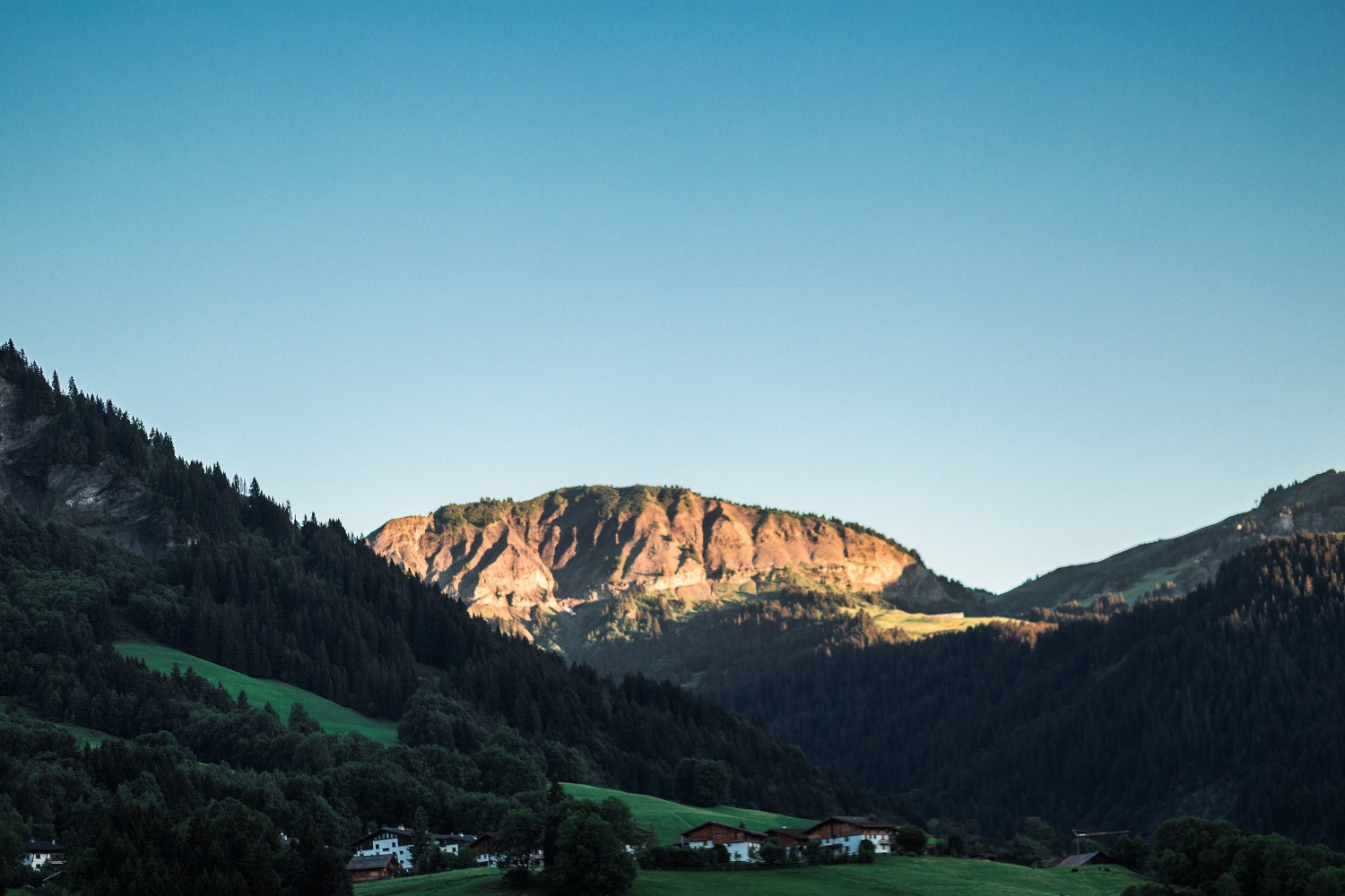 Airsnap | Wedding Photo & Video — Laura & David, French Alps